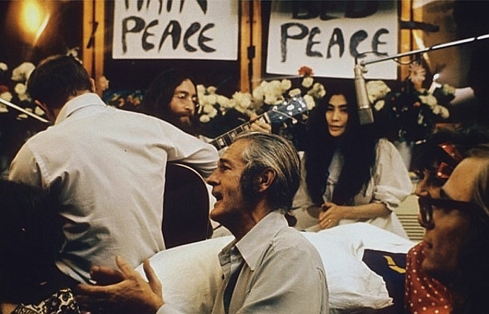 Aufnahme: Give Peace a Chance (POB)