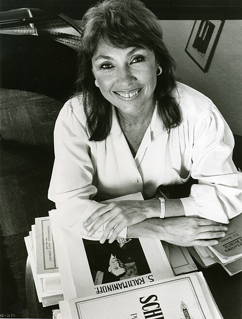 Ruth Laredo